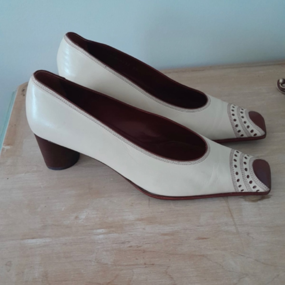 Vintage Baldinini pumps leather heels Creme Red Modern Funky Block Heel Chunky